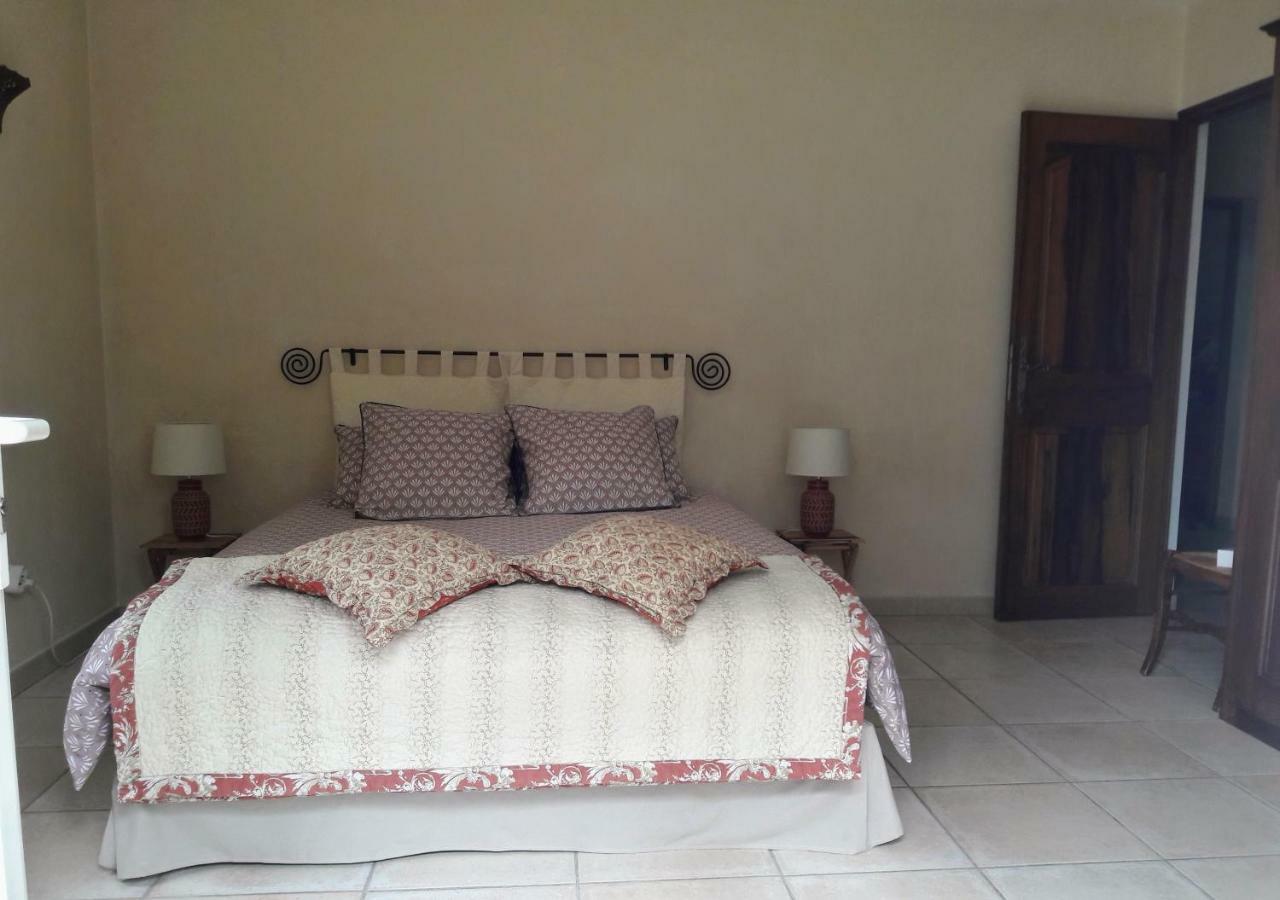 Provence Dodo Bed and Breakfast Villeneuve  Eksteriør billede